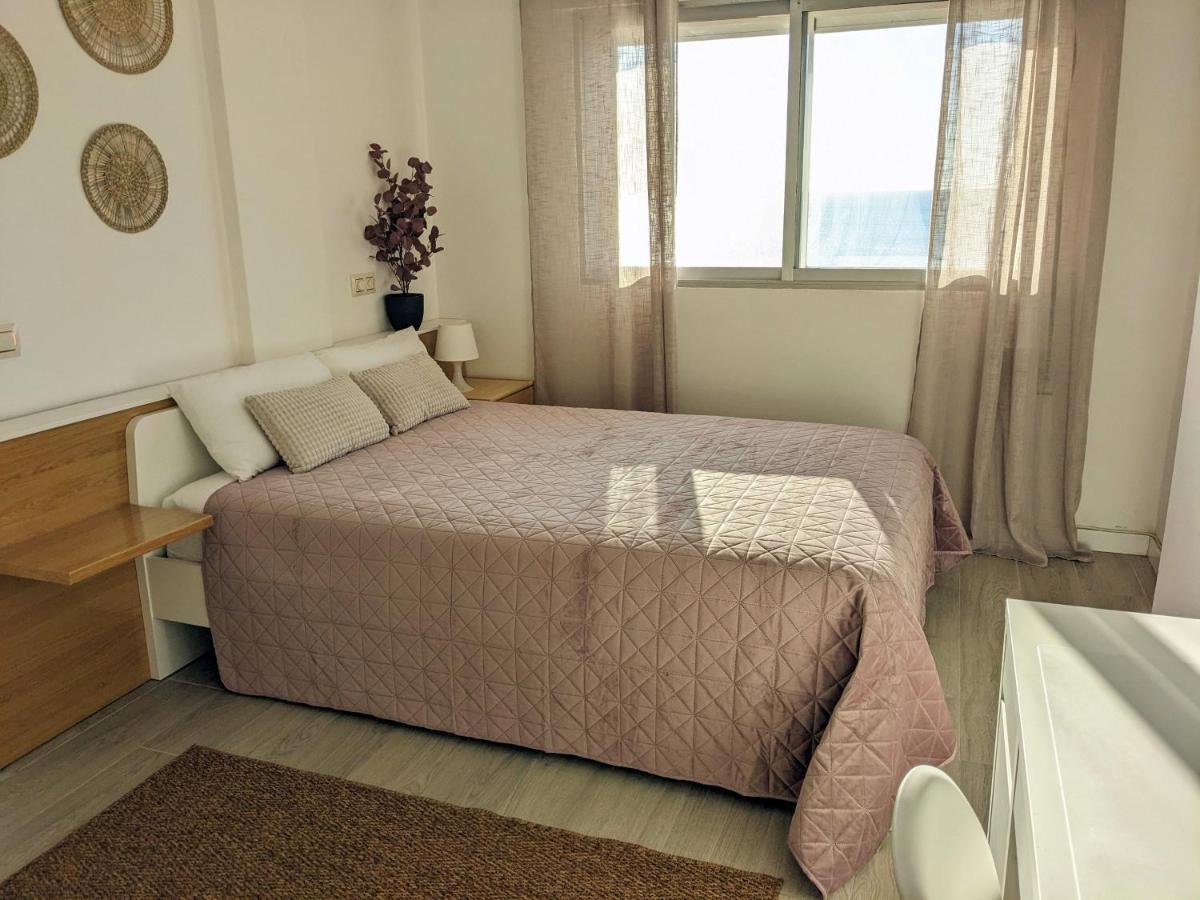 Apartamento En La Playa Con Garaje Кадис Екстериор снимка